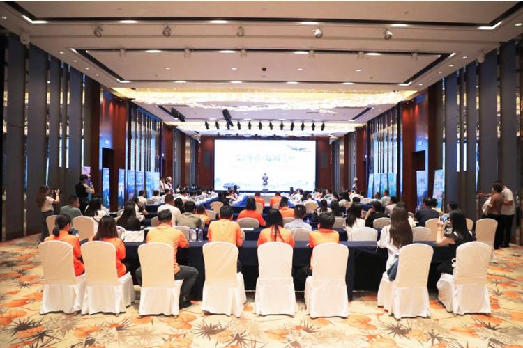 贵旅集团在福建厦门举行2024"支支串飞""小车小团"产品发布暨旅游业务